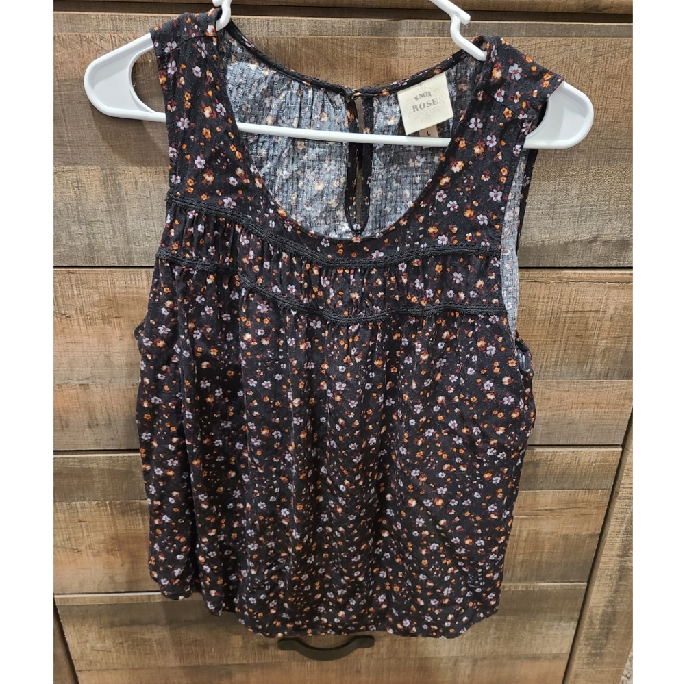 Floral tank top